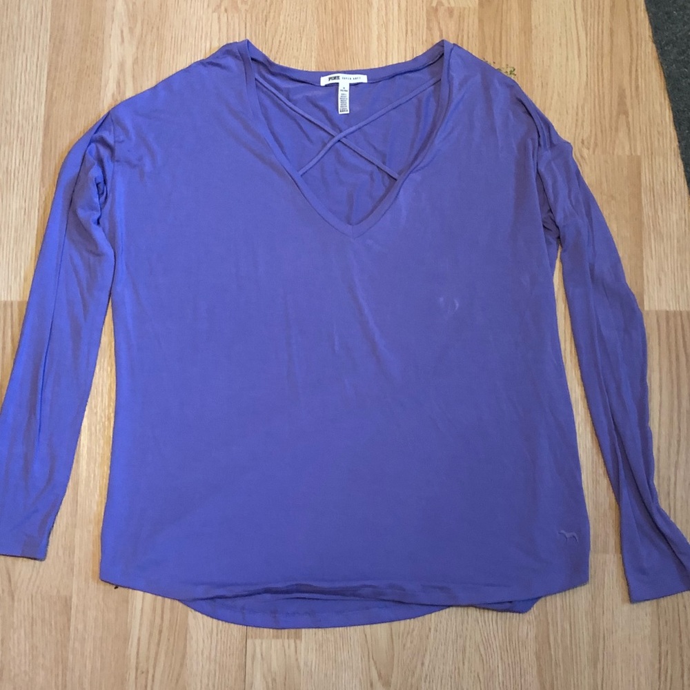 VS Pink long sleeve v neck!